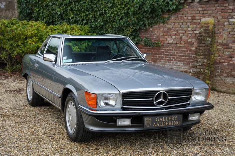 Mercedes-Benz 560 SL R107 1987 zu verkaufen - Gallery Aaldering
