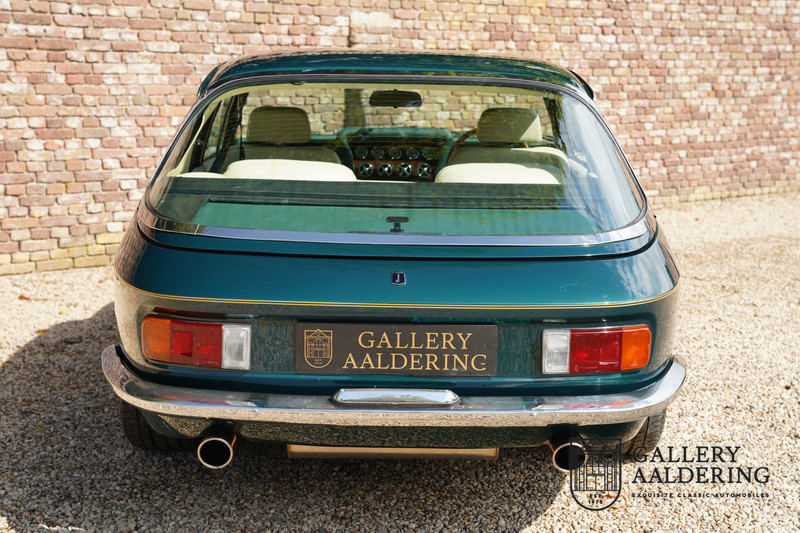 Jia Interceptor R Blue Jensen Interceptor RESTOMOD VON