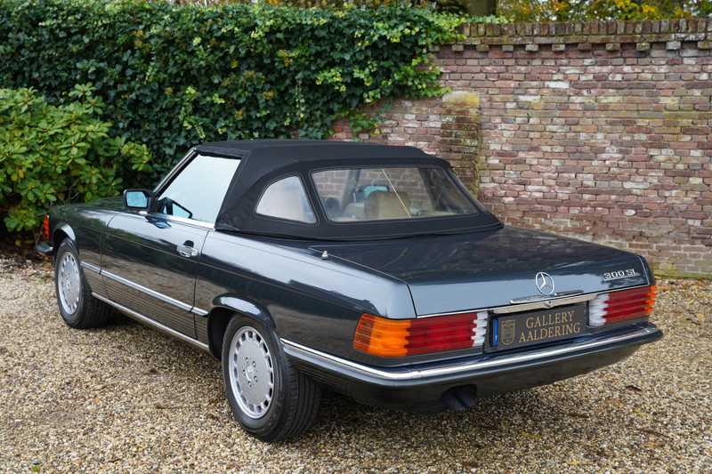 Mercedes-Benz 300SL R107 1986 - Gallery Aaldering