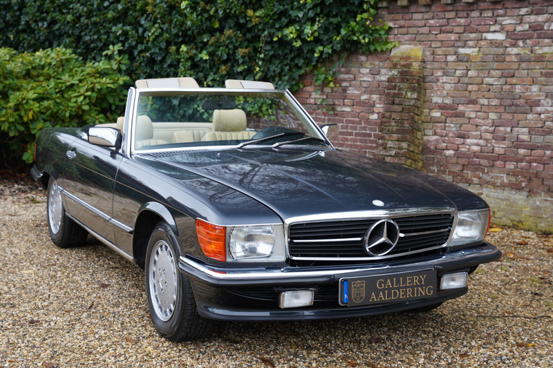 Mercedes Benz 300SL R107 1986 - Gallery Aaldering