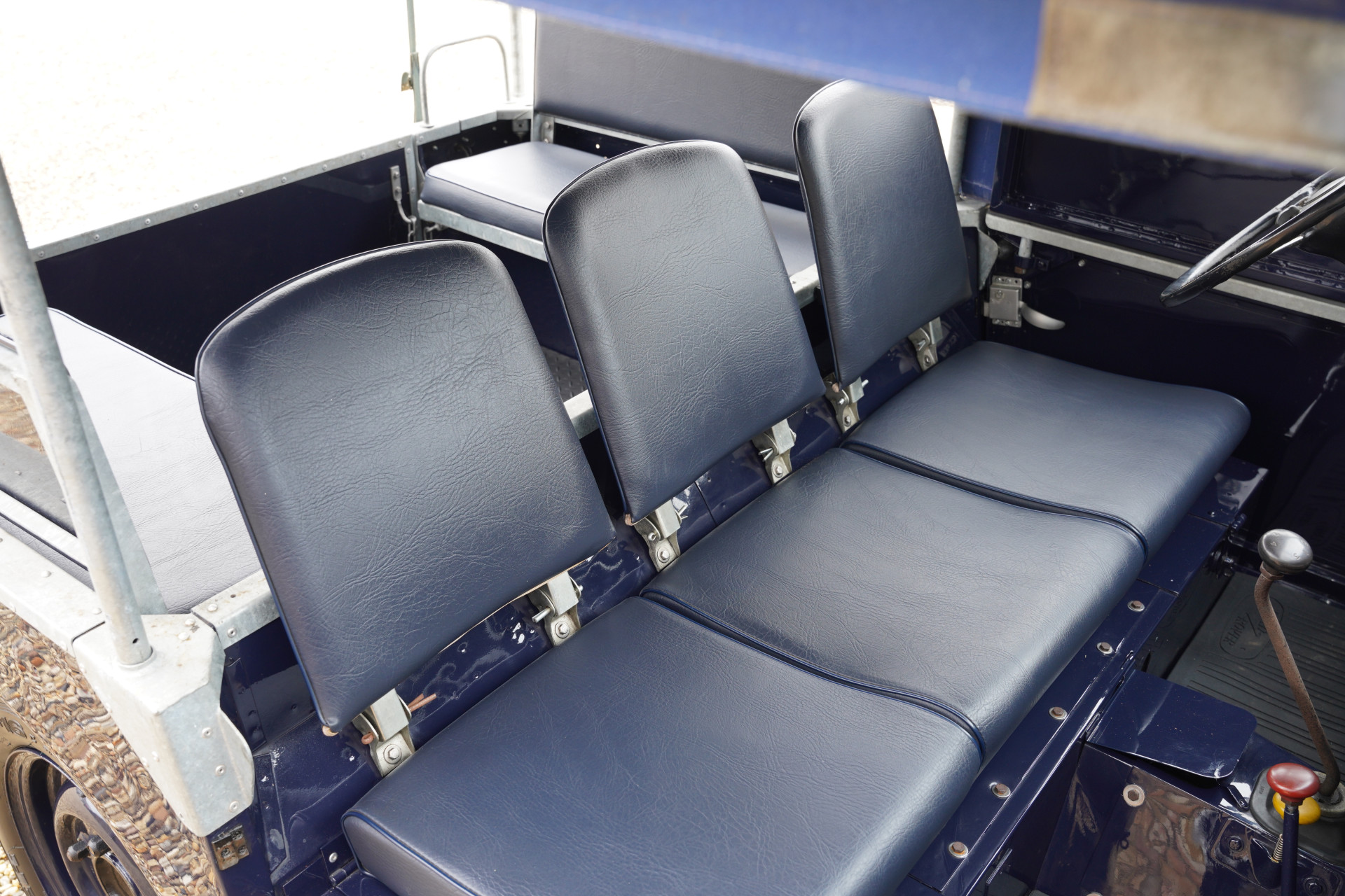 CARGA TERRESTRE Rover 80 4x4