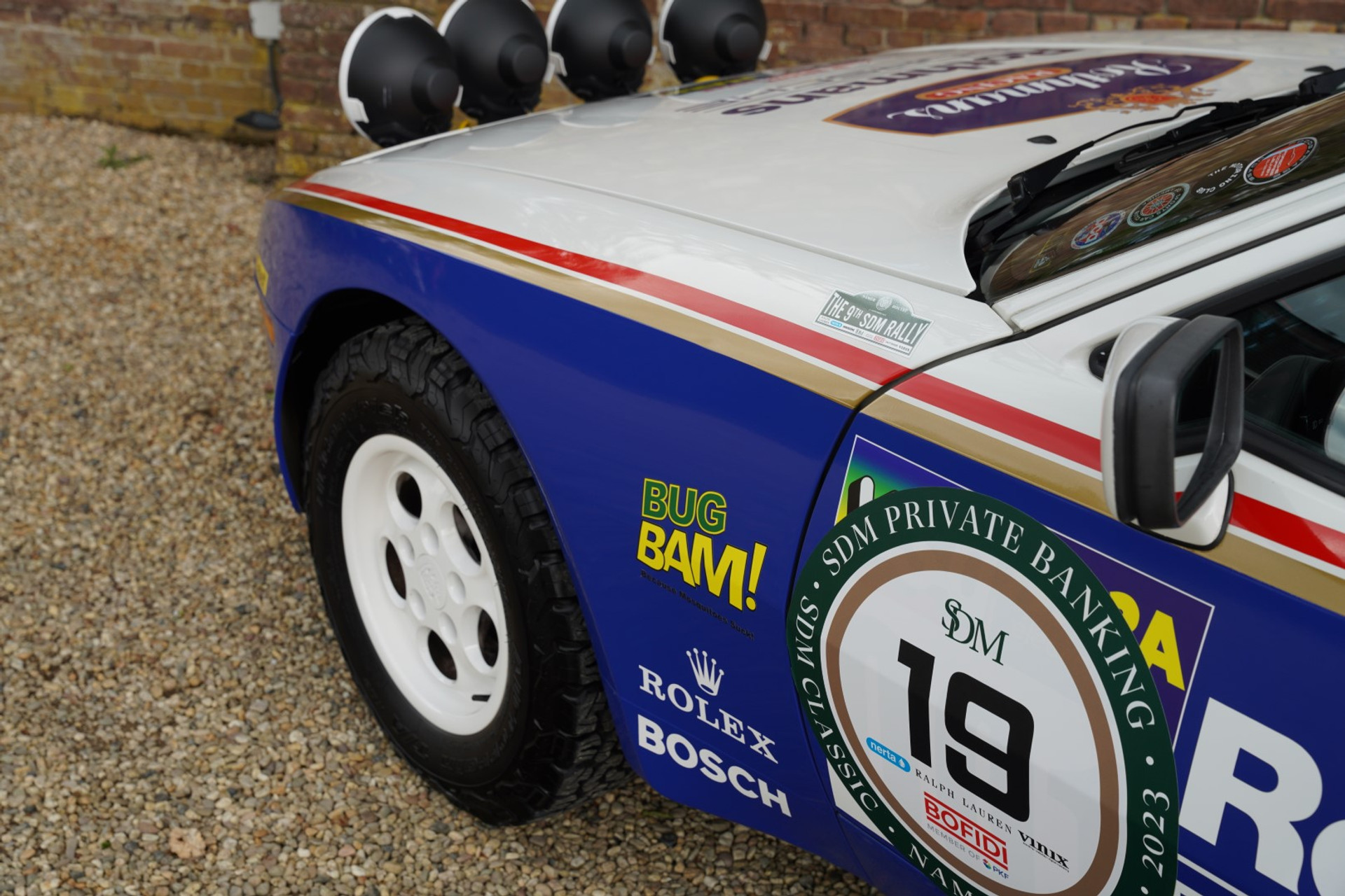 Porsche 944