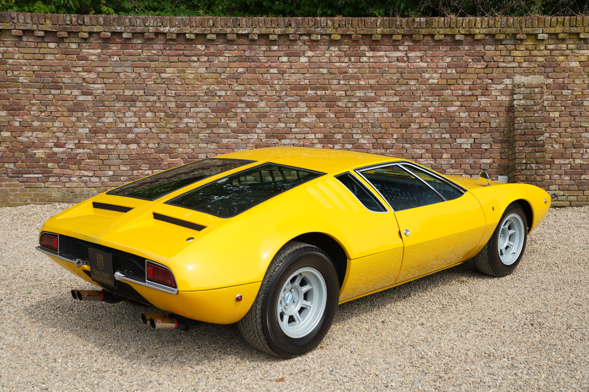 SOLIDO - 166 - De Tomaso Mangusta / Mangouste - En boe SOLIDO - 166 - De Tomaso Mangusta / Mangouste - En boe