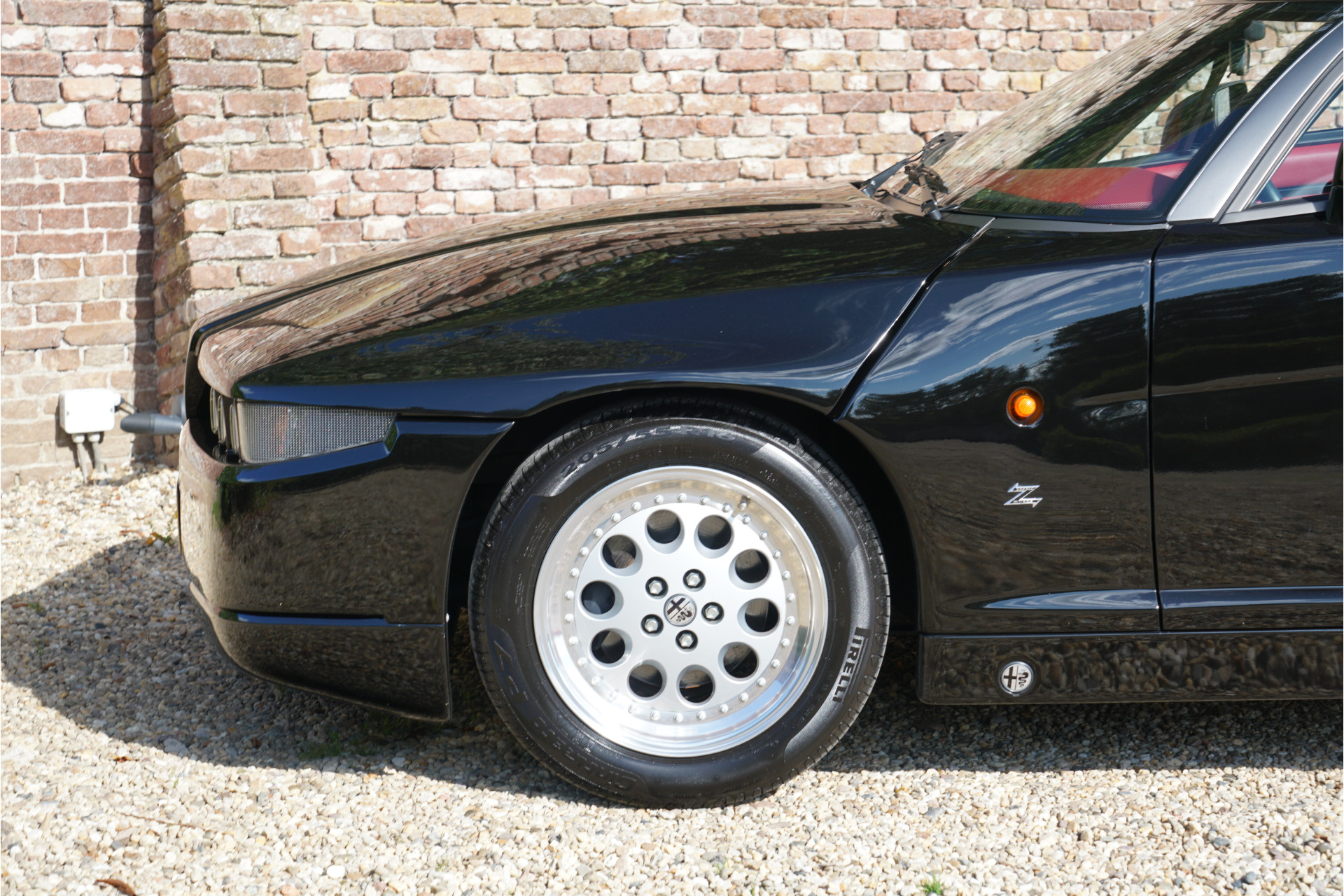 ALFA ROMEO ZAGATO SZ 1990 Rouge KIT Monté ALEZAN 1:43 de reference ALFA ROMEO ZAGATO SZ 1990 Rouge KIT Monté ALEZAN 1:43 de reference