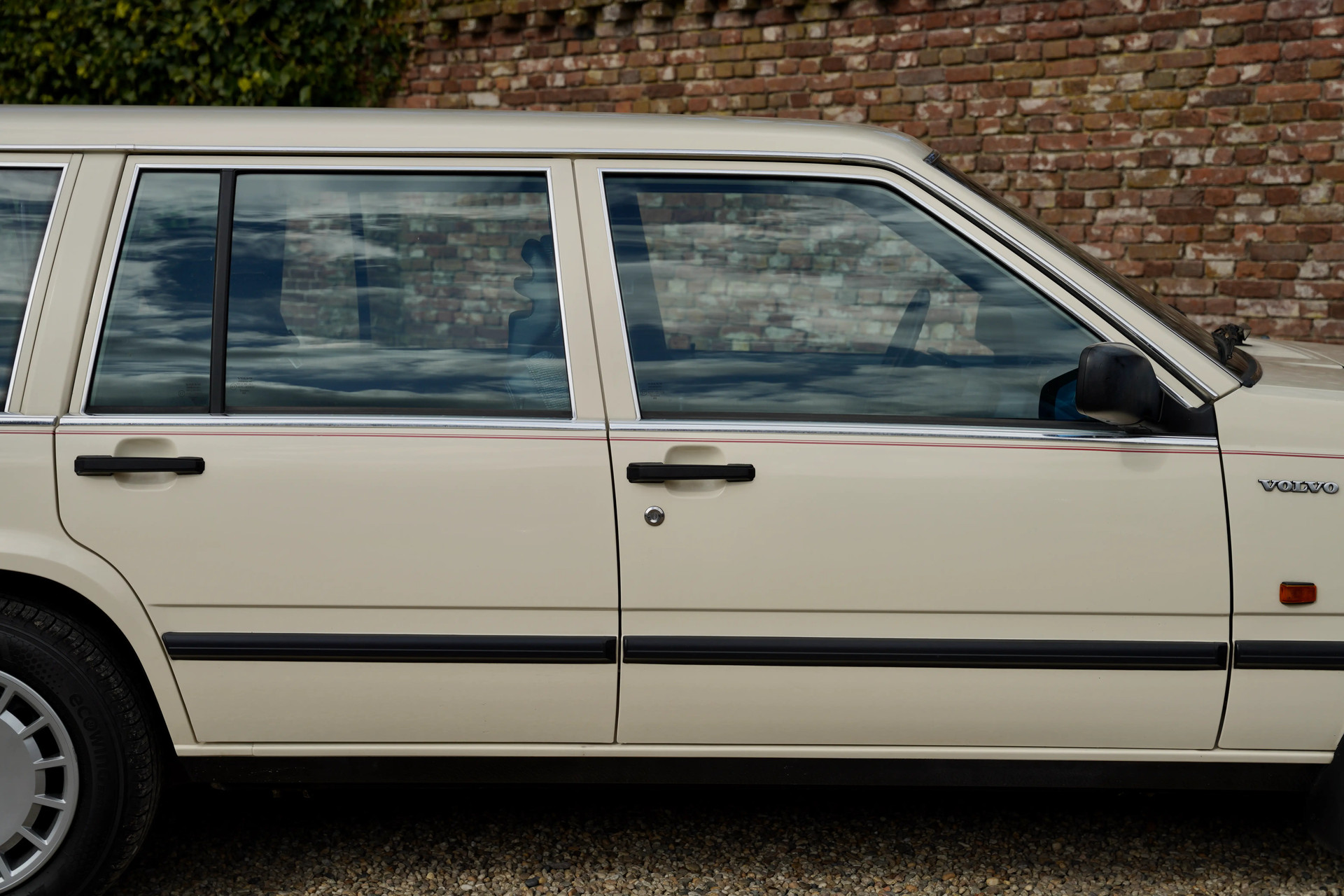 Volvo 745 GL 2 3 Station 1989 Te Koop Gallery Aaldering volvo-745-gl-2-3-station-1989-te-koop-gallery-aaldering