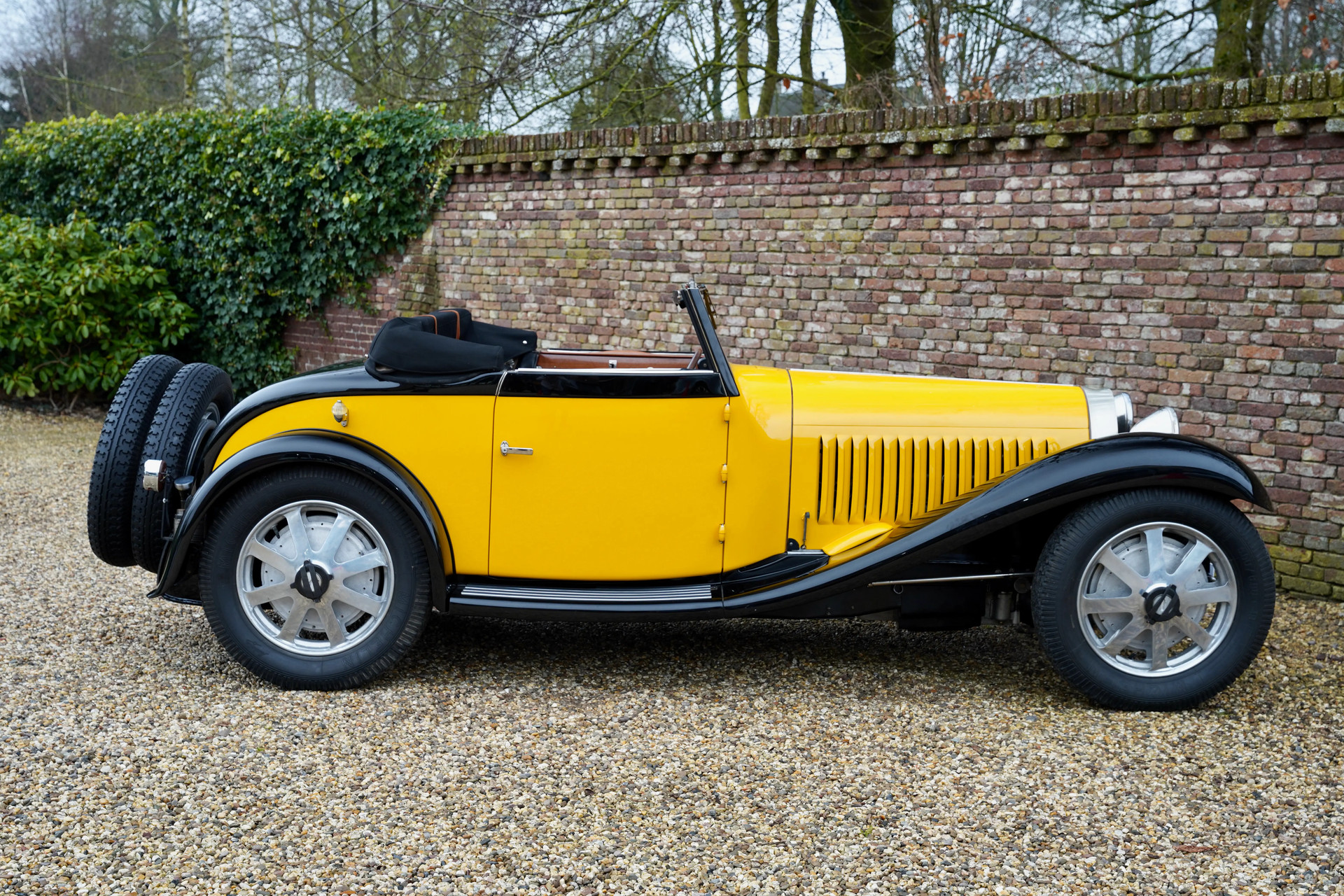 Border Type 55 Bugatti Type 55 Cabriolet de Vanvooren 1932 - Gallery Aaldering