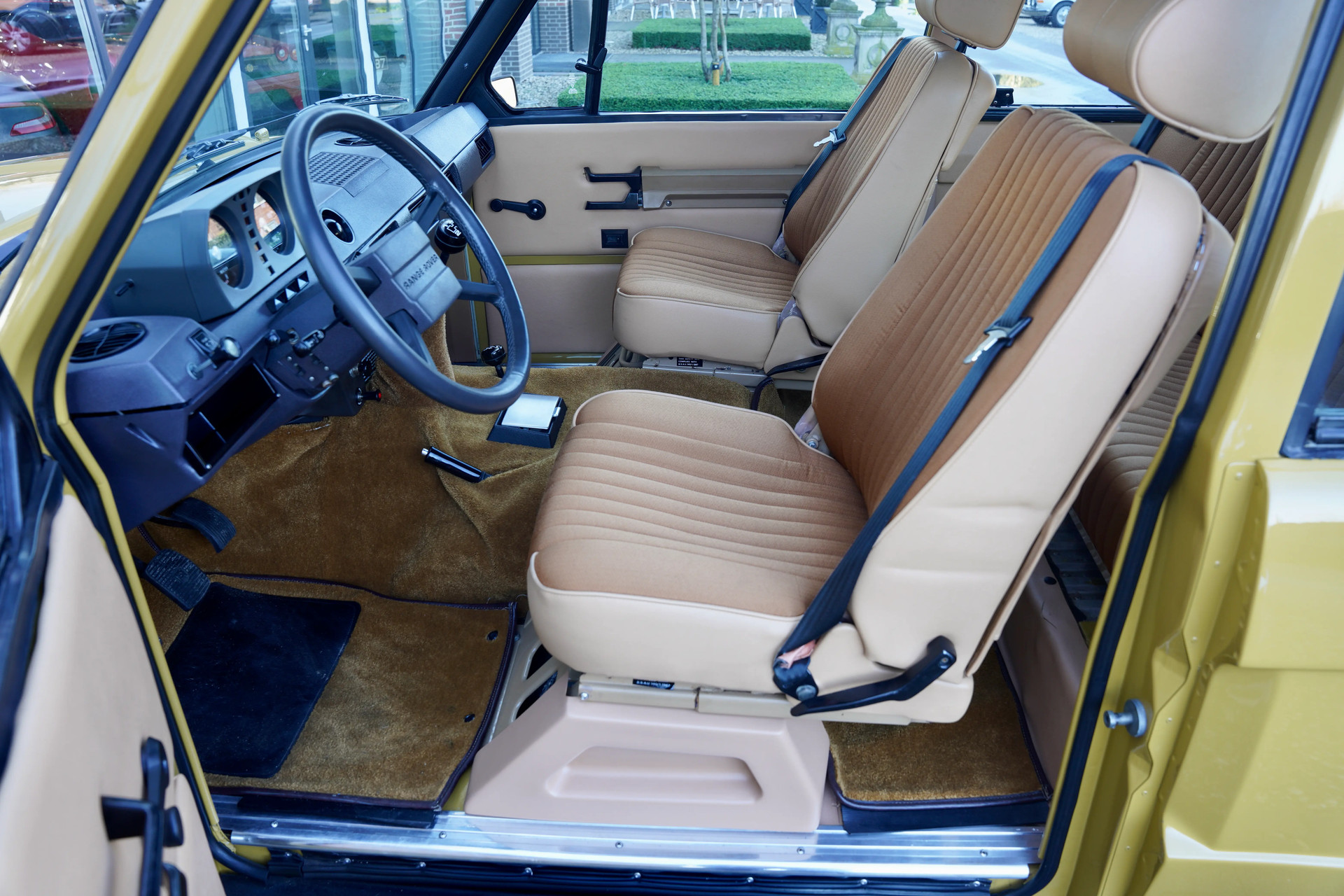 Range Rover 1982 Interior Land Rover Range Rover Classic 3.5 V8 1982 - Gallery Aaldering